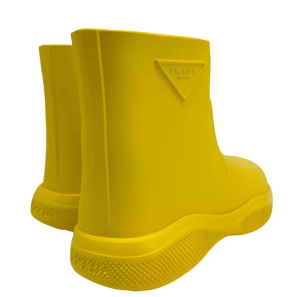 Prada Yellow Rubber Rain Boots – Size 35 – Authentic Pre-Owned - Picture 4 of 4